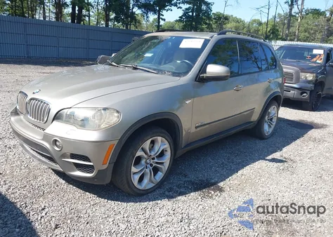 2011 BMW X5 xDrive50I из США, поврежденный, VIN 5UXZV8C52BL420924
